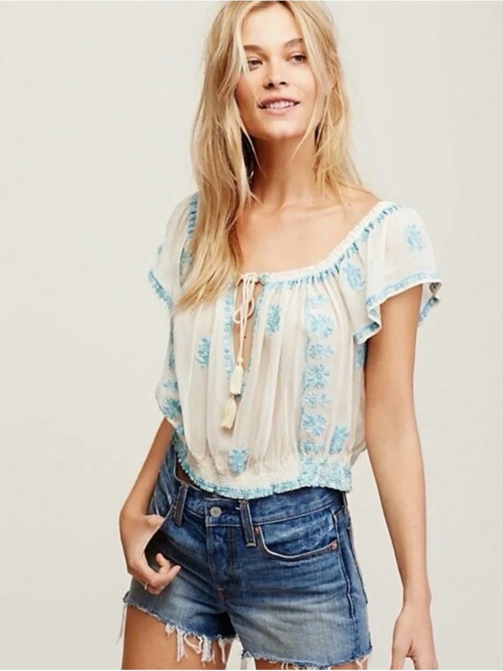Free People Day Trippin  Top with Light turquoise Embroidery* gorgeous *